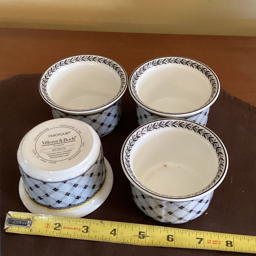 Villeroy & Boch Black and White Patterned Ramekins